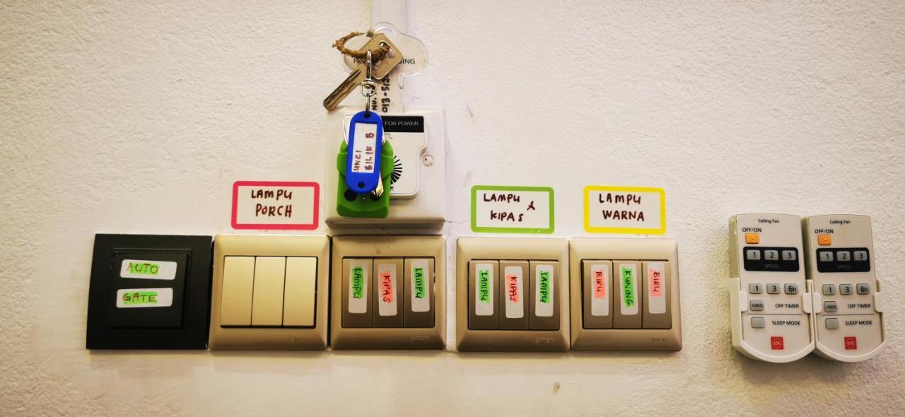 Auranad Guest House Tanah Merah Wifi-Netflix Zewnętrze zdjęcie